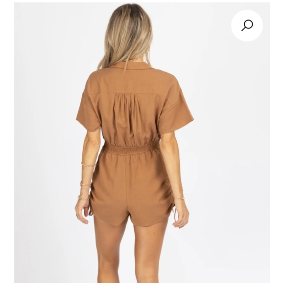 Lelis brown side shirred collared romper in medium size. - Picture 4 of 8